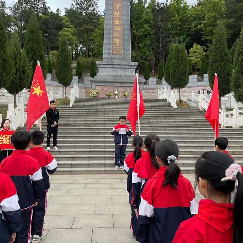 传承红色基因，清明祭英烈一一2023年玉合街道石门小学主题教育实践活动