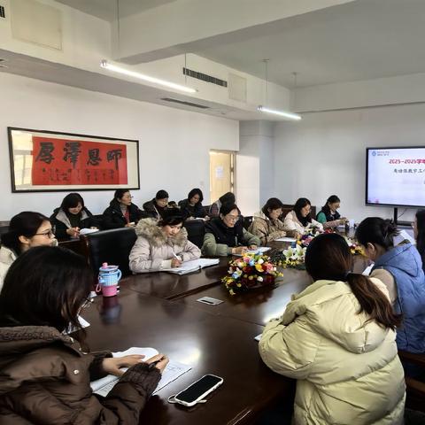 聚焦复习重实效，课堂展示促提升——济宁八中英语组复习研讨课教研活动
