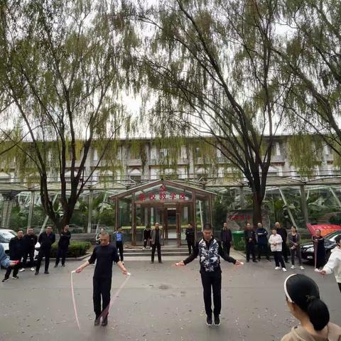 上党区区委党校科级培训班第一次课外活动纪实