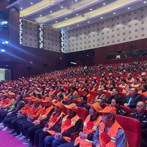 致敬环卫工人 赞扬劳动之美—﻿—           原阳县召开庆祝河南省第二十六届环卫工人节表彰大会暨文艺汇演