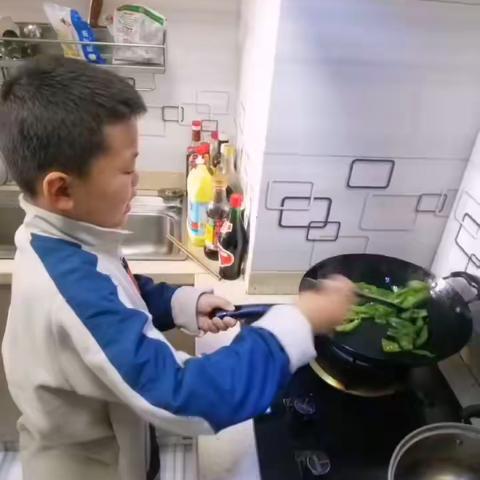 我是小小美食家