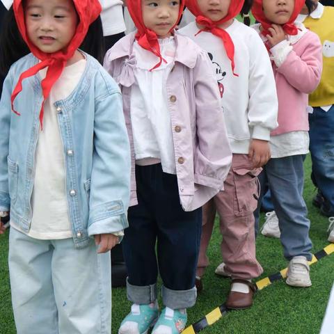 爱你秋日，与风与你“趣游玩”—⭐培幼集团·秀丽小A班⭐寻找秋天主题活动