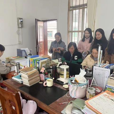 “研”语美如画 “盲”盒更精彩——嘉定镇中心小学高段语文盲盒教研活动