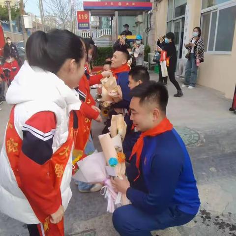 走进消防站，感受消防情     市北区大路小学参观市北大队错埠岭消防救援站