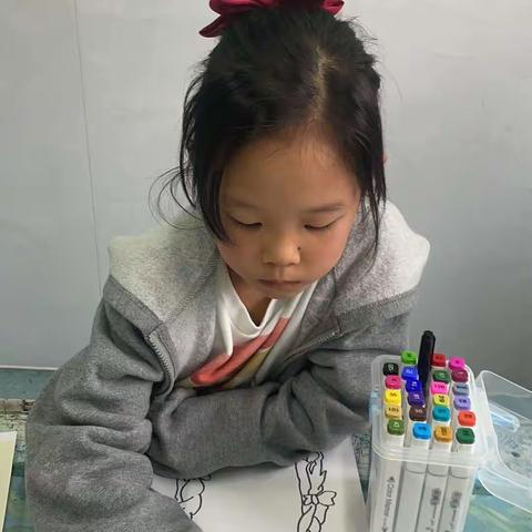 林俊妤羽画童年动漫之旅