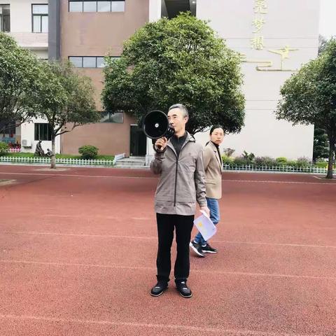 寻红色记忆之行                  承千年文化之兴