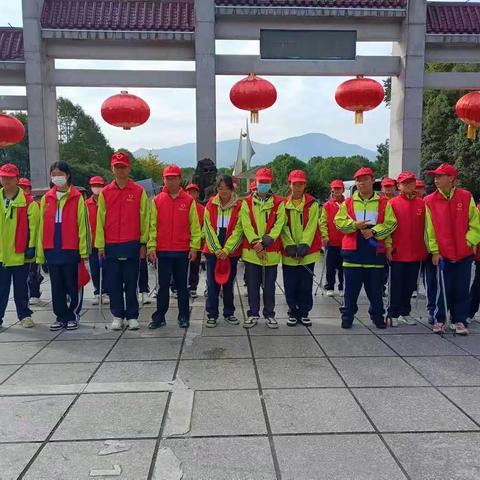 七（11）班东狮山环境维护队行动日