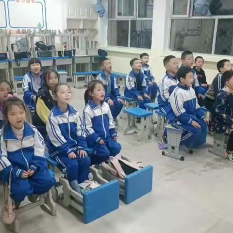 灵丘城镇小学语言表演社团