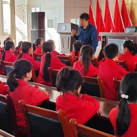 翰墨薪传添柴人一一开封市马市街小学书法社团参观市教育书法研究会十年华诞师生书法作品展