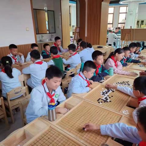 “弈”棋学习、乐在“棋中”——高陵区第一实验小学围棋社团