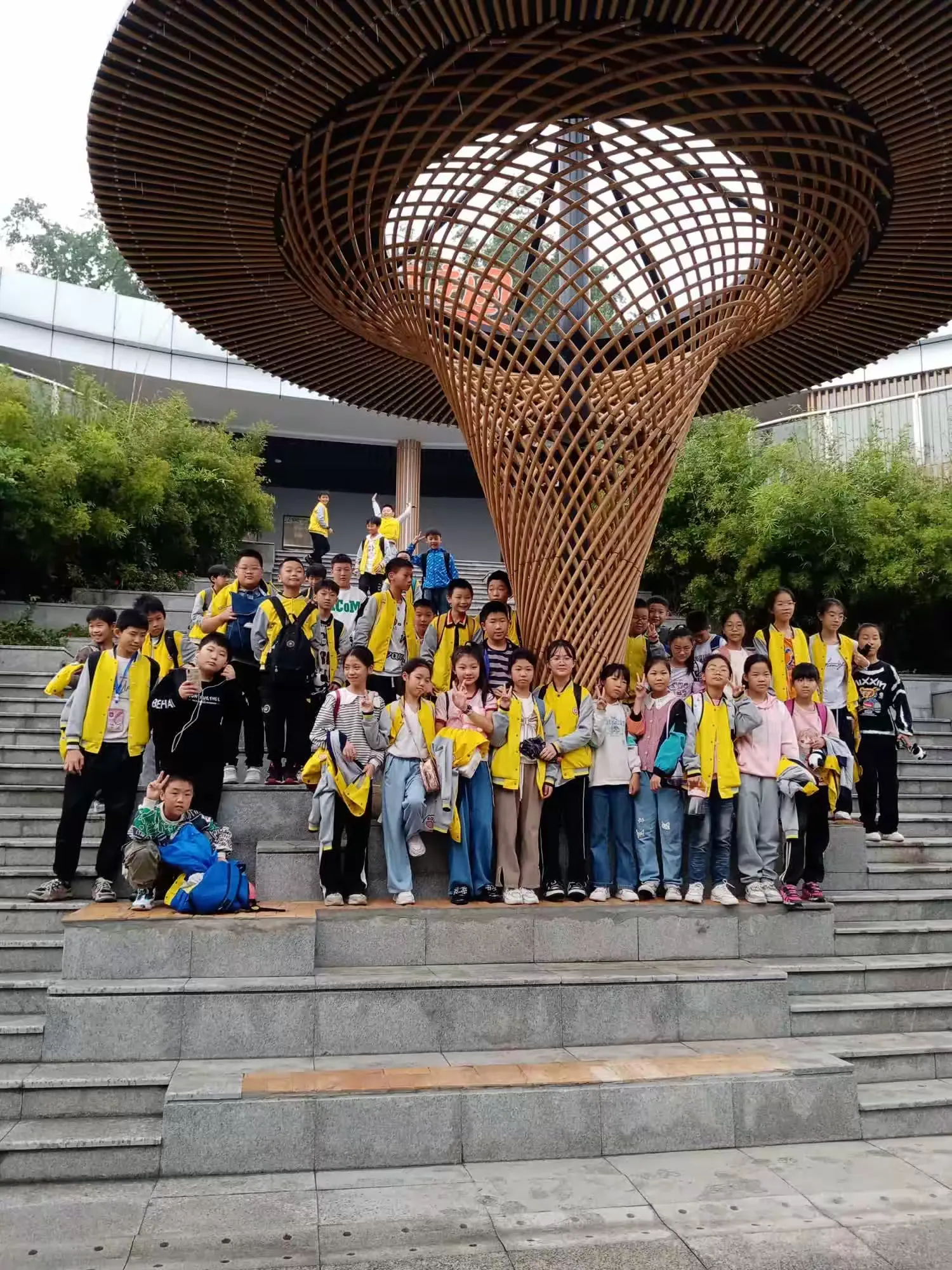 简篇-壁山大兴小学四年级1班,六年假1班乐和乐都秋游篇