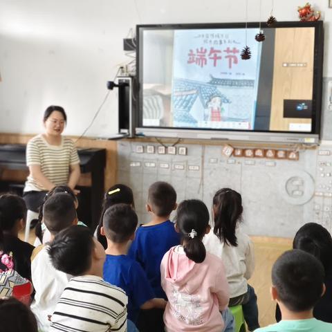 一年一端午，一岁一安康——高师附属幼儿园大二班端午活动。