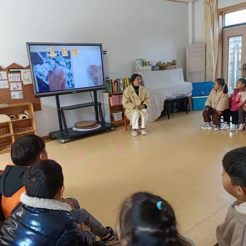 《扎染会》——句容市黄梅街道中心幼儿园大三班