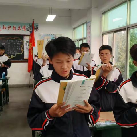 梦想如秋实，少年以行动铸就