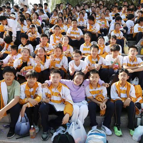 运动展风采 奔跑向未来———日照市新营中学运动会819青春记