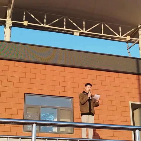 心怀感恩，与爱同行