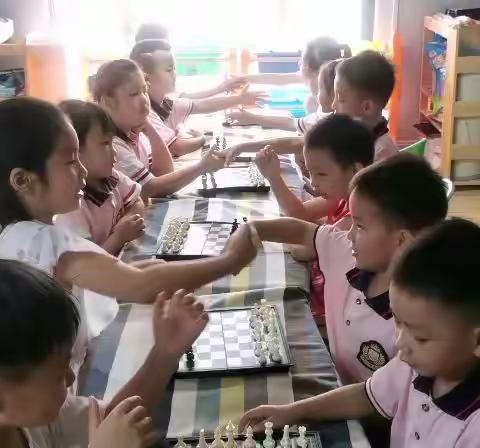 六一幼儿园国际象棋课后延时班招生啦