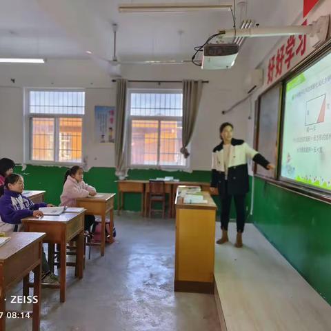 创新教学促“双减”，多彩课堂显特色—梁村阡道小学“创新教学促成长，落实双减育英才”