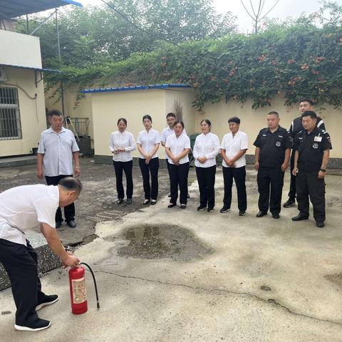 程寨、南街、太平、环卫路联合消防安全演练