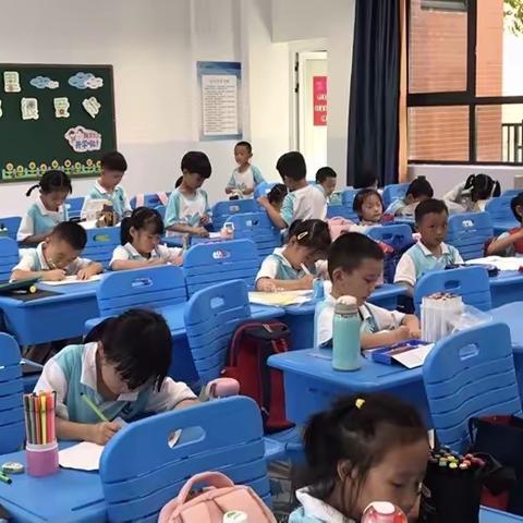 砂子塘嘉和小学儿童画社团期中总结