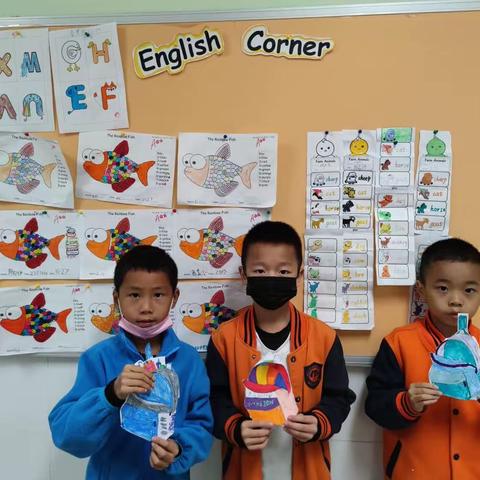 英语手工第四课 My schoolbag