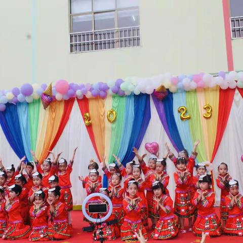 快乐六一，与你“童”乐       ——兴仁市艾乐幼儿园文艺汇演活动
