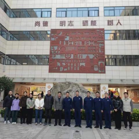 关注消防安全，共筑平安校园——消防员走进校园开展消防宣传