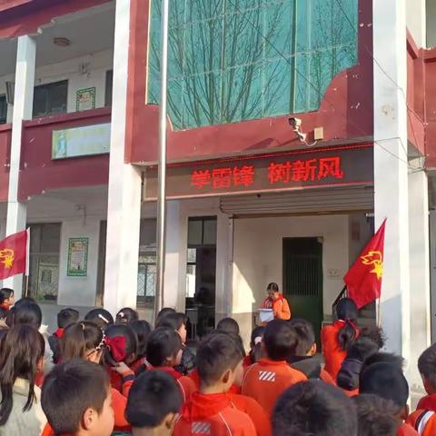 黄安镇中心学校吕公堂小学--少先队校外实践活动（副本）