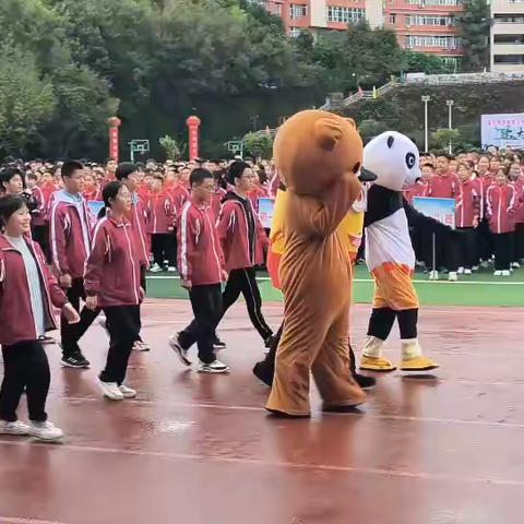 少年不惧岁月长，七班有我一定强       涪陵五中高二七班～学生节