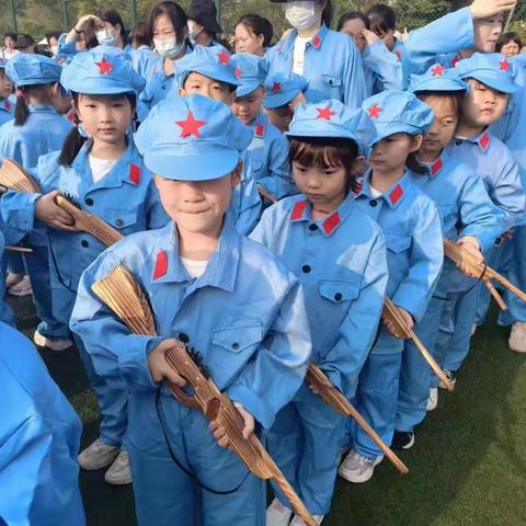 莫愁湖幼儿园《军民大生产》大二班“六一亲子活动”圆满结束