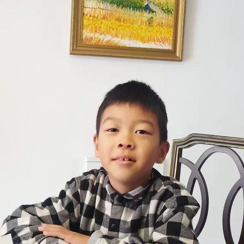 宁波海曙外国语五江囗202班郑昊翔神奇的纸