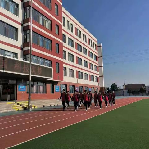 关于学生乱扔垃圾现象的专项整治活动的通知