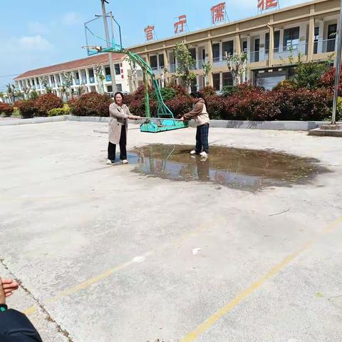 预防溺水 演练在先——时楼镇曹马小学开展防溺水应急演练活动纪实