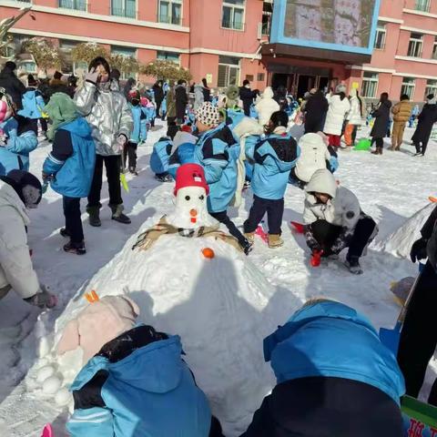 和平小学二年五班“童话装点校园，冰雪逐梦未来”白雪节