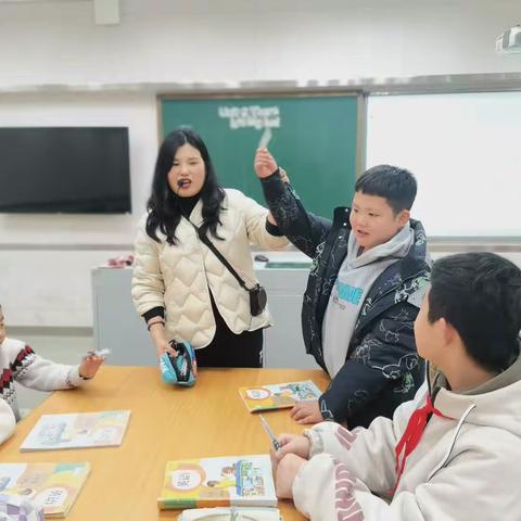 践行新课标 赋能新课堂 ---郑州经开区外国语小学教育集团总校区开展英语学科教学研讨活动