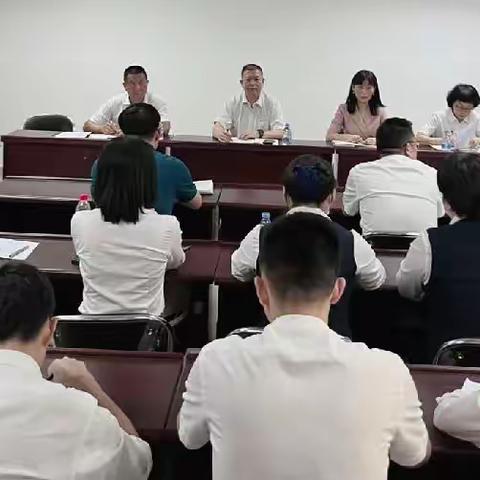 汕尾分行下沉参加分行营业部开展案防分析会并指导“警示与反思”大讨论活动