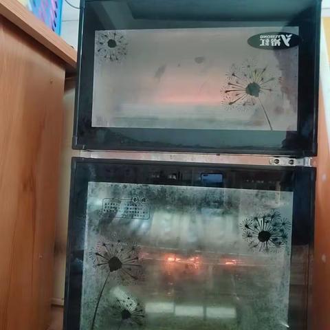 大梦想幼儿园卫生不松懈，消毒细落实。