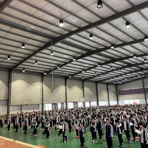 耕耘收获皆有时，青春奋进正当时       ——记龙岩北附七年级3月质量检测表彰大会