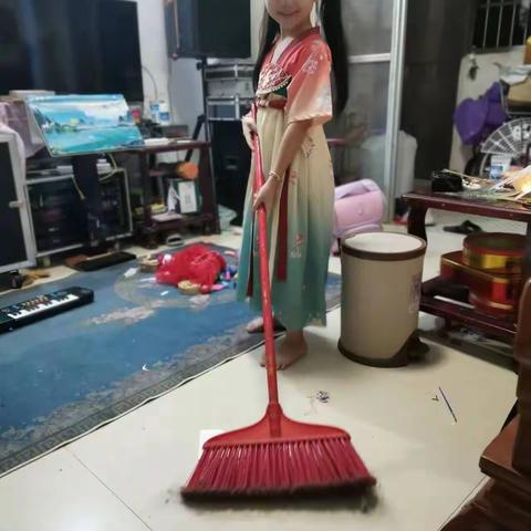 快乐做家务   劳动最光荣 一一永发中心学校一（1）班家务劳动篇