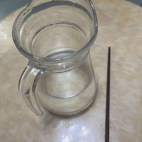 光在水中折射现象