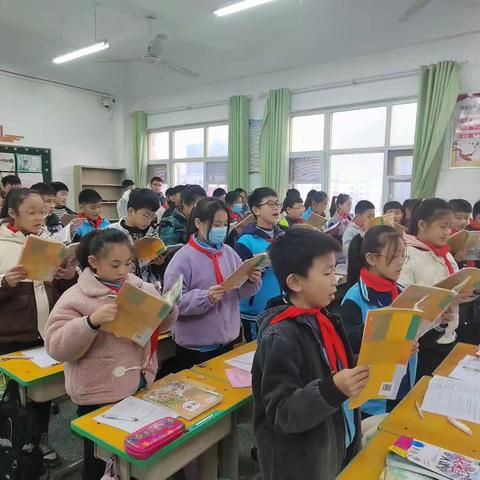 激情早读，魅力青春——记滕州市第二实验小学六年级英语早读激情读书活动