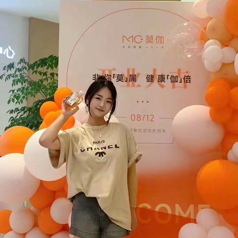 贝贝 女歌手艺人资料