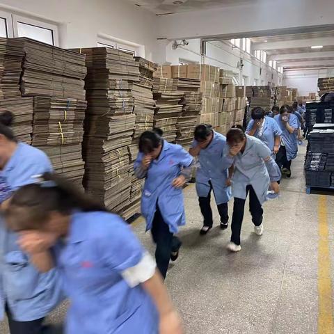 安全于心 消防先行———成装一厂成四车间玻甲班