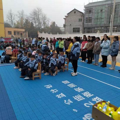 颇洞幼儿园冬季运动会我运动 我快乐