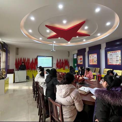 英语课例共研讨 名师引领促提高