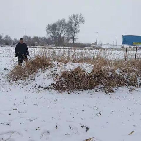 傲霜斗雪 引黄管网巡线员不畏严寒战风雪