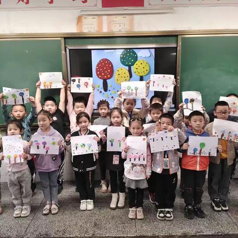 云锦小学课后服务之二年级手工