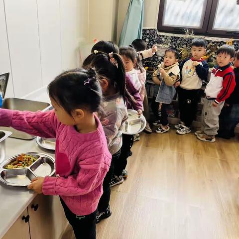 【自主取餐.乐享美食】岚实幼万斛分园中班