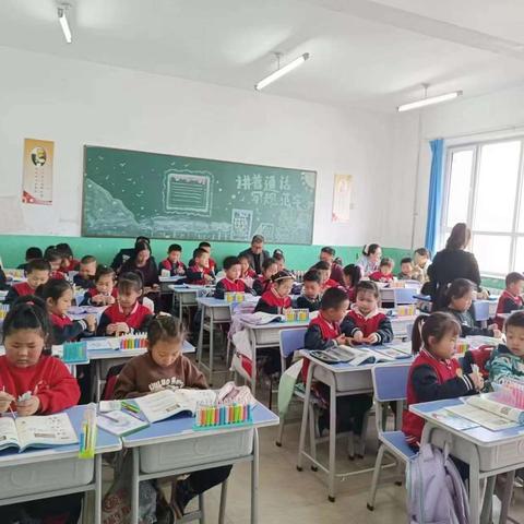 教以共进 研以致远——哈尔脑乡中心小学课堂教研活动