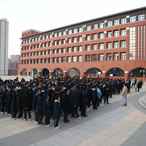 聚焦物理学科素养，乐享特色活动